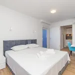 Inamore Aparthotel Gradac (Split-Dalmatia)