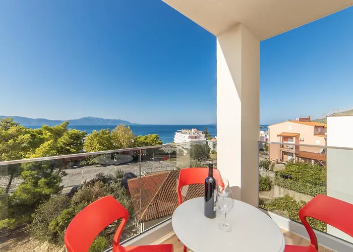 Inamore Hotel apartamentowy Gradac (Split-Dalmatia)