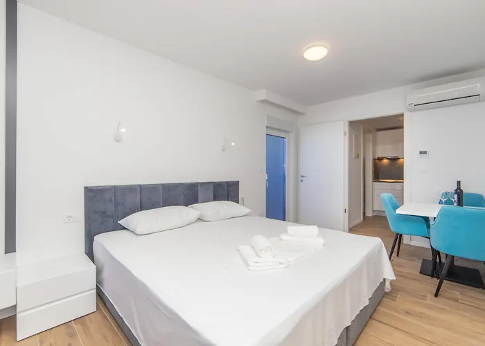 Inamore Hotel apartamentowy Gradac (Split-Dalmatia)