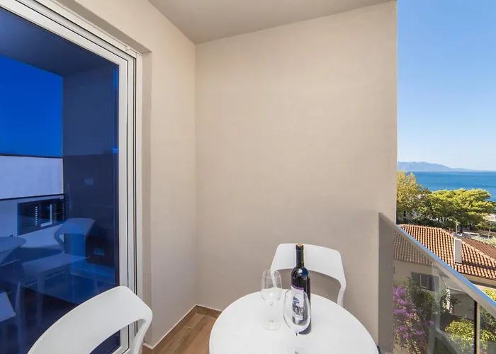 Lägenhetshotell Inamore Gradac (Split-Dalmatia)