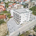 Inamore Aparthotel Gradac (Split-Dalmatia)