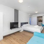Aparthotel Inamore Gradac (Split-Dalmatia)