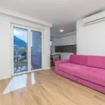 Aparthotel Inamore Gradac (Split-Dalmatia)