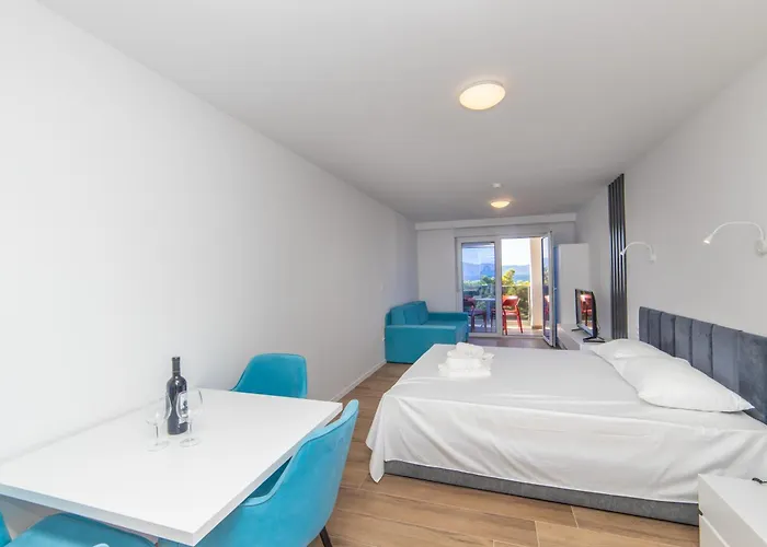 Inamore Aparthotel *